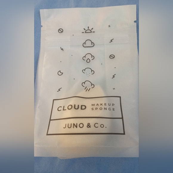 2  Juno & Co Makeup Sponge Cloud  New Sealed - Picture 4 of 7